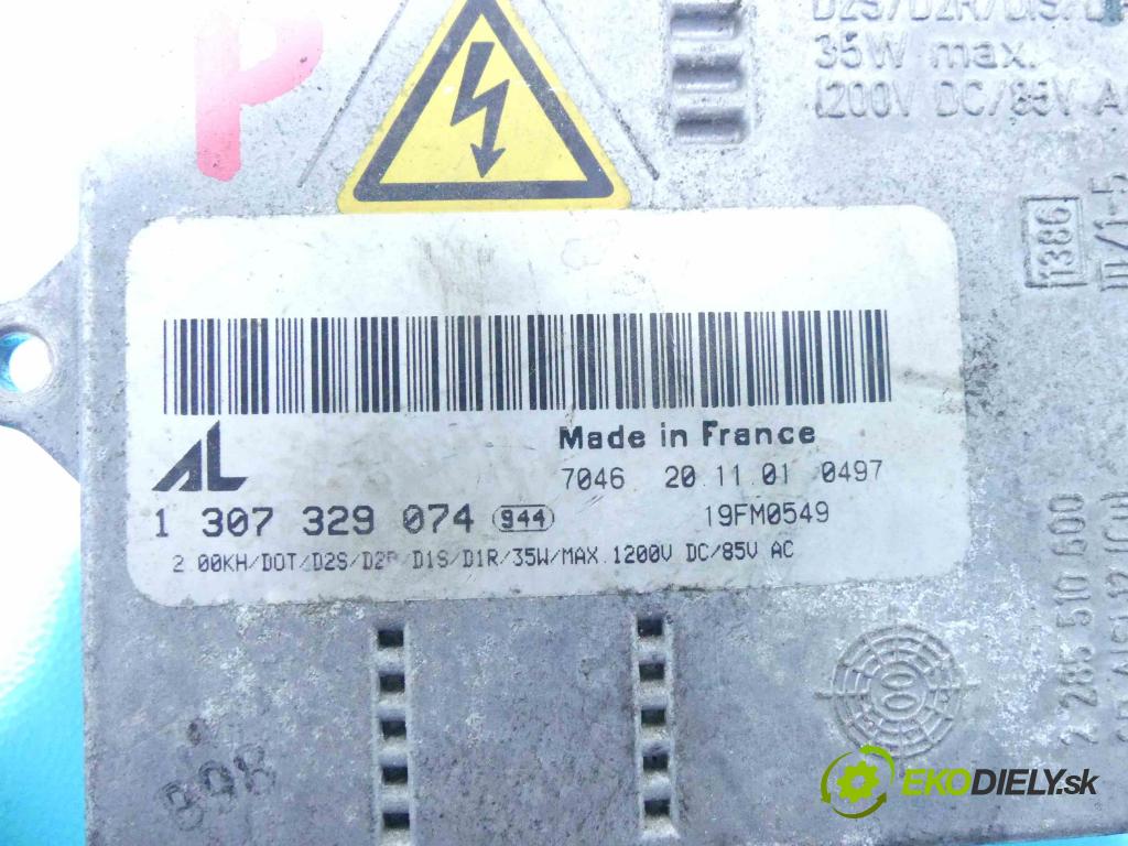 Land rover Range Rover II P38 1995-2002 2.5 DT 136 HP automatic 100 kW 2497 cm3 5- střídač: xenon 1307329074 (Riadiace jednotky xenónu)