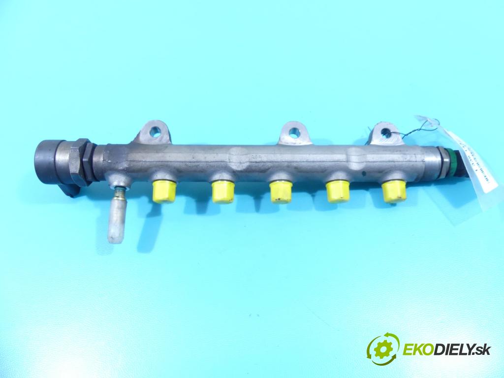 Nissan X-trail II T31 2008-2013 2.0 dci 150 HP manual 110 kW 1995 cm3 5- lišta vstrekovacia 8200610223 (Vstrekovacie lišty)