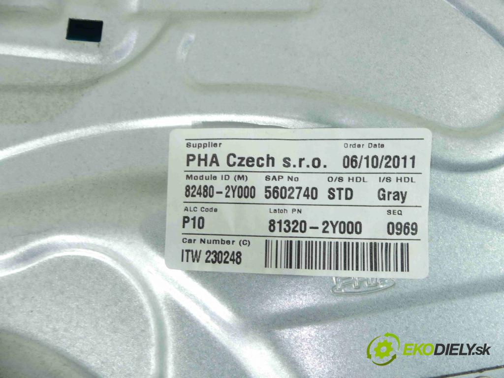 Hyundai Ix35 2.0 crdi 136hp manual 100 kW 1995 cm3 5- mechanismus stahování přední pravý 82480-2Y000