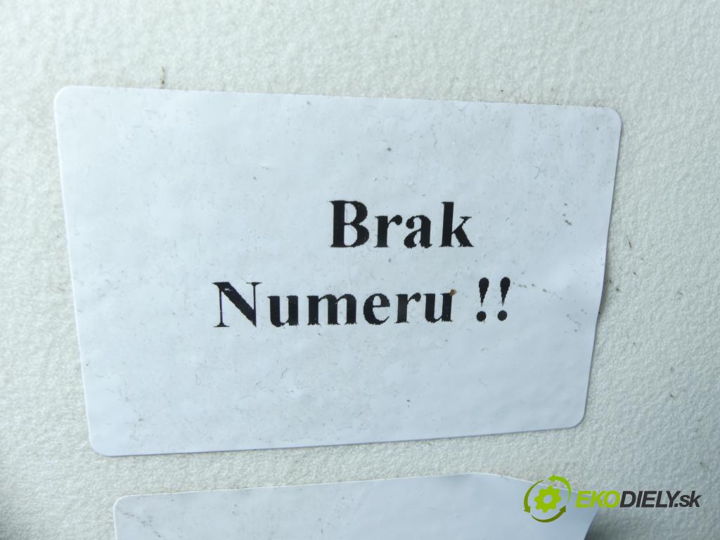 Chevrolet Orlando 1.8 16V 141 HP manual 104 kW 1796 cm3 5- roleta  (Rolety kufra)