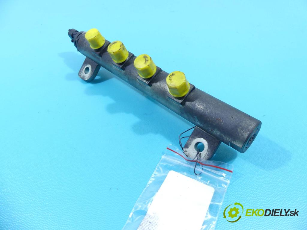 Opel Insignia A 2008-2017 2.0 cdti 160 HP automatic 118 kW 1956 cm3 5- lišta vstrekovacia 0445214199 (Vstrekovacie lišty)