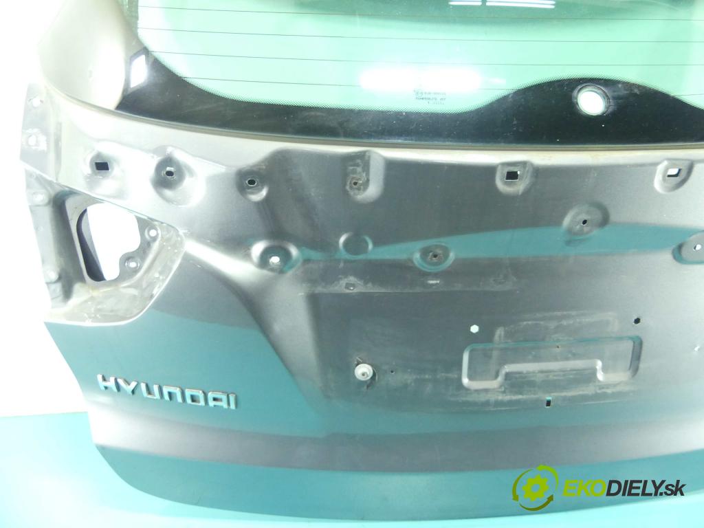 Hyundai Ix35 2.0 crdi 136 HP manual 100 kW 1995 cm3 5- zadna kufor  (Zadné kapoty)