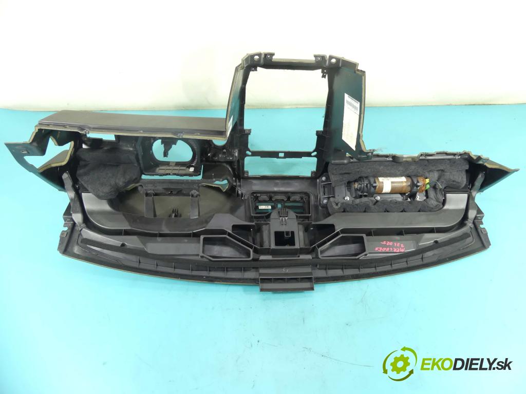 Mercedes B W245 2005-2011 1.7 116 HP automatic 85 kW 1699 cm3 5- kokpit,pristrojová doska rozdeľovacia