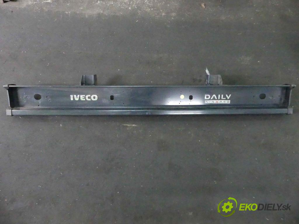 Iveco Daily IV 2006-2014 3.0 HPT: 177 hp manual 130 kW 2998 cm3 5- výztuha nárazníku zadní