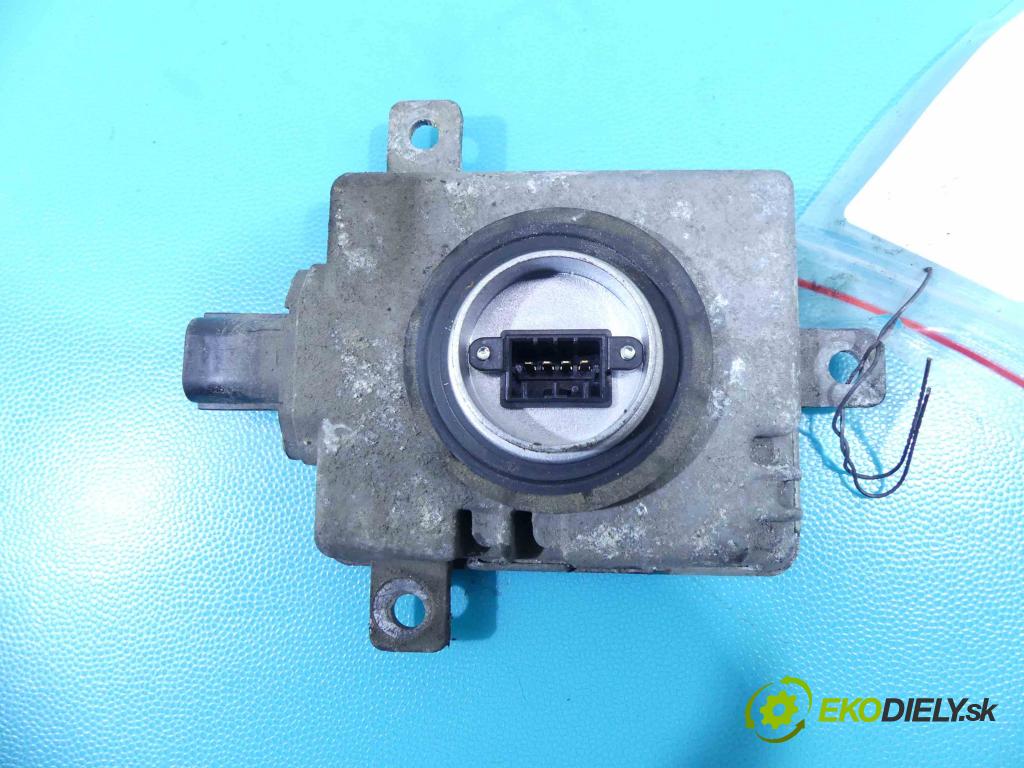 Mazda 5  2005-2010 2.0 citd 143 HP manual 105 kW 1998 cm3 5- střídač: xenon W3T15671 (Riadiace jednotky xenónu)