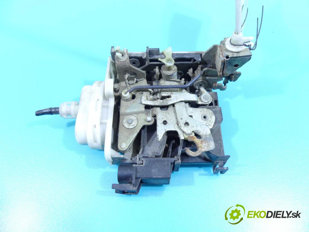 Audi A3 8L 1996-2003 1.9 tdi 101 hp manual 74 kW 1896 cm3 3- zámek přední pravý 8L1837016B