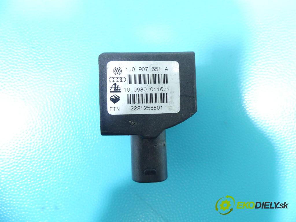 Audi A3 8L 1996-2003 1.9 tdi 101 hp manual 74 kW 1896 cm3 3- snímač ESP 1J0907651A