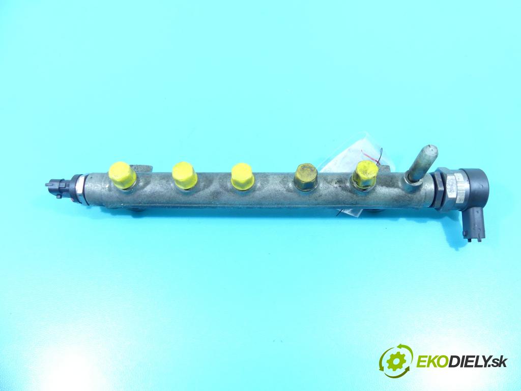 Kia Carens III  2006-2013 2.0 crdi 140 HP manual 103 kW 1991 cm3 5- lišta vstrekovacia 0445214140 (Vstrekovacie lišty)