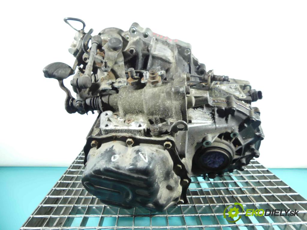 Toyota Rav4 II 2000-2005 2.0 D4D 116 HP manual 85 kW 1995 cm3 5- prevodovka stupeň,rýchlosť manual