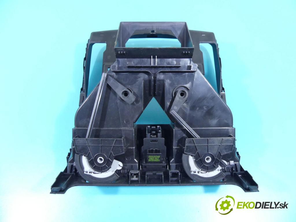 Vw Golf V 2003-2009 1.6 SR 102 HP manual 75 kW 1595 cm3 5- Mřížka: kúrenia stredová 1K0815735B (Mriežky kúrenia (fukáre))