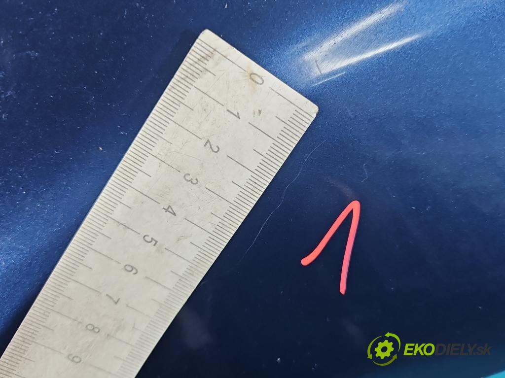 Ford Fiesta Mk6 2002-2008 1.3 69KM manual 51 kW 1299 cm3 5- blatník predné pravý  (Kľučka dverí ostatné)