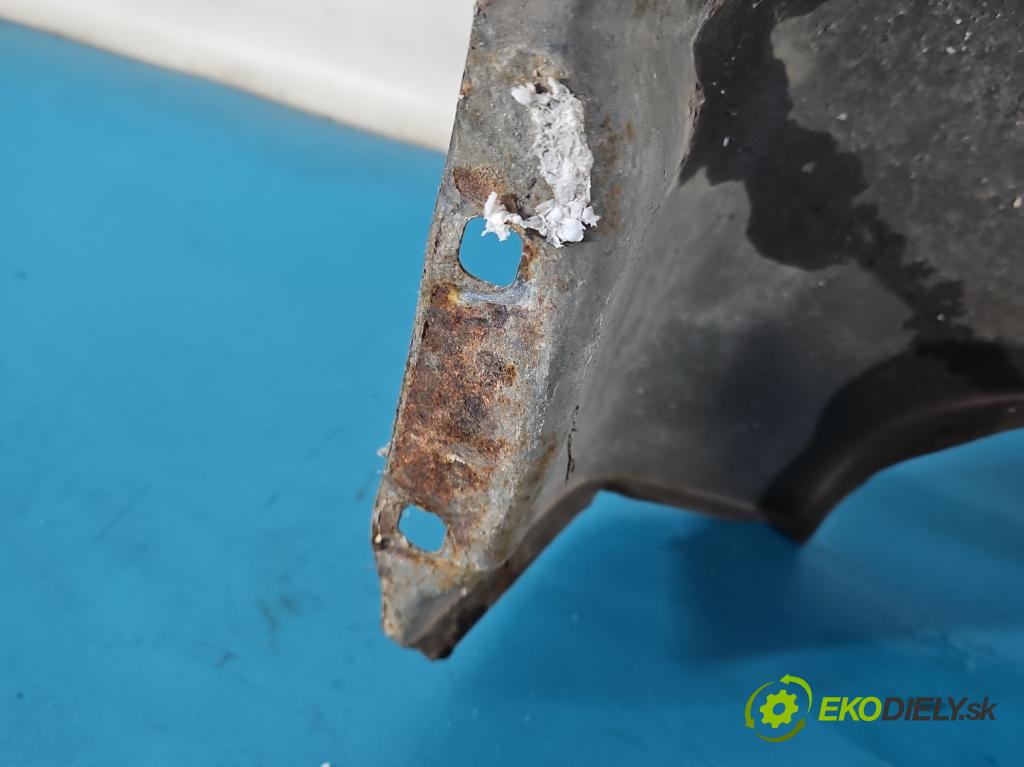 Ford Fiesta Mk6 2002-2008 1.3 69KM manual 51 kW 1299 cm3 5- blatník predné pravý  (Kľučka dverí ostatné)