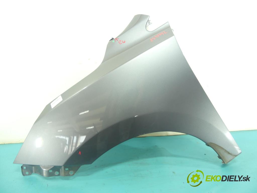 Hyundai Ix35 2.0 crdi 136hp manual 100 kW 1995 cm3 5- blatnik přední levý (Predné ľavé)