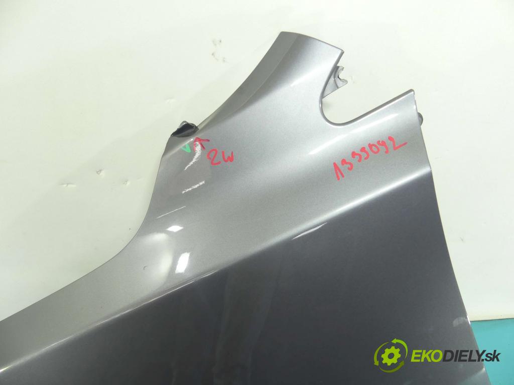 Hyundai Ix35 2.0 crdi 136hp manual 100 kW 1995 cm3 5- blatnik přední levý (Predné ľavé)