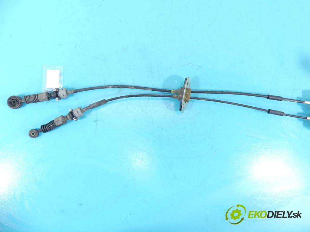 Hyundai Ix35 2.0 crdi 136 HP manual 100 kW 1995 cm3 5- Páka: Změny: stupeň,rýchlosť 2Y300-1101 (Rýchlostné páky / kulisy)