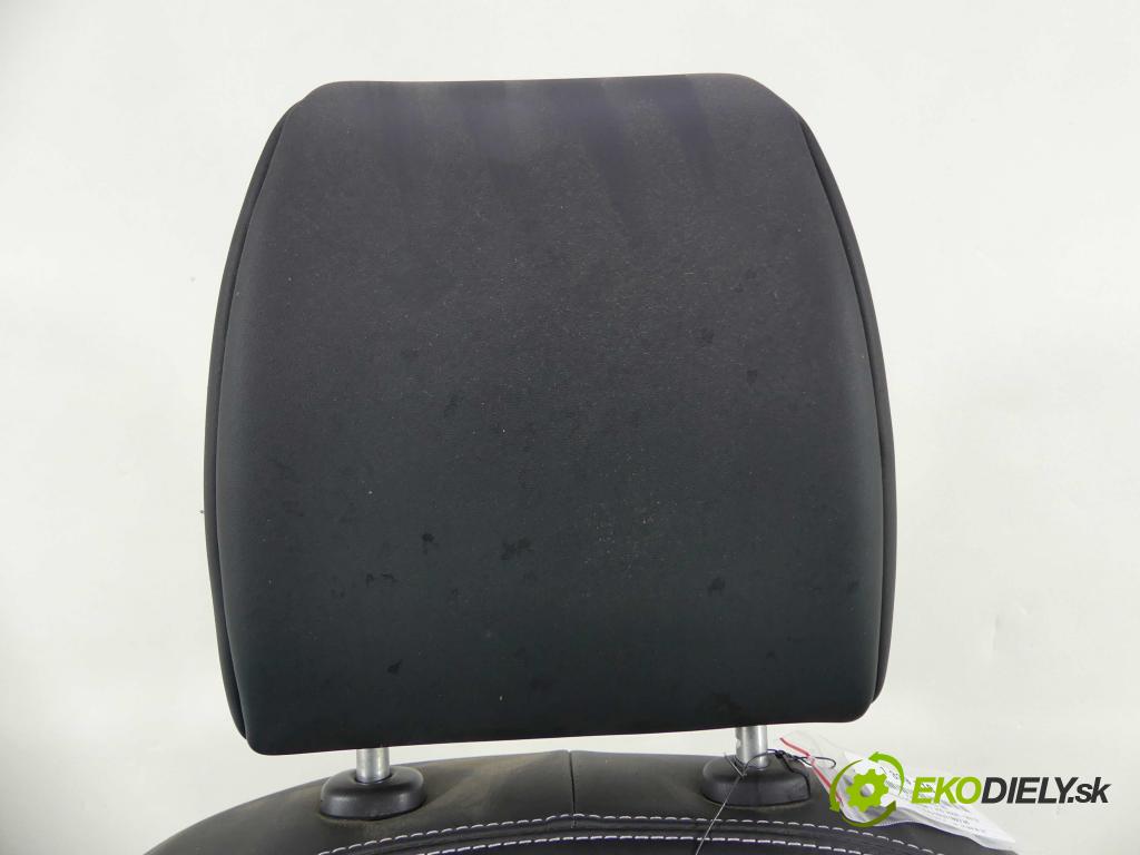 Nissan Qashqai I J10 2006-2013 1.6 dci 131 HP manual 96 kW 1598 cm3 5- Sedačka pravý  (Sedačky, sedadlá)