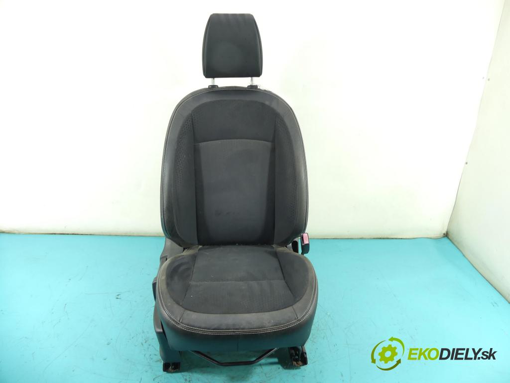 Nissan Qashqai I J10 2006-2013 1.6 dci 131 HP manual 96 kW 1598 cm3 5- Sedačka pravý  (Sedačky, sedadlá)