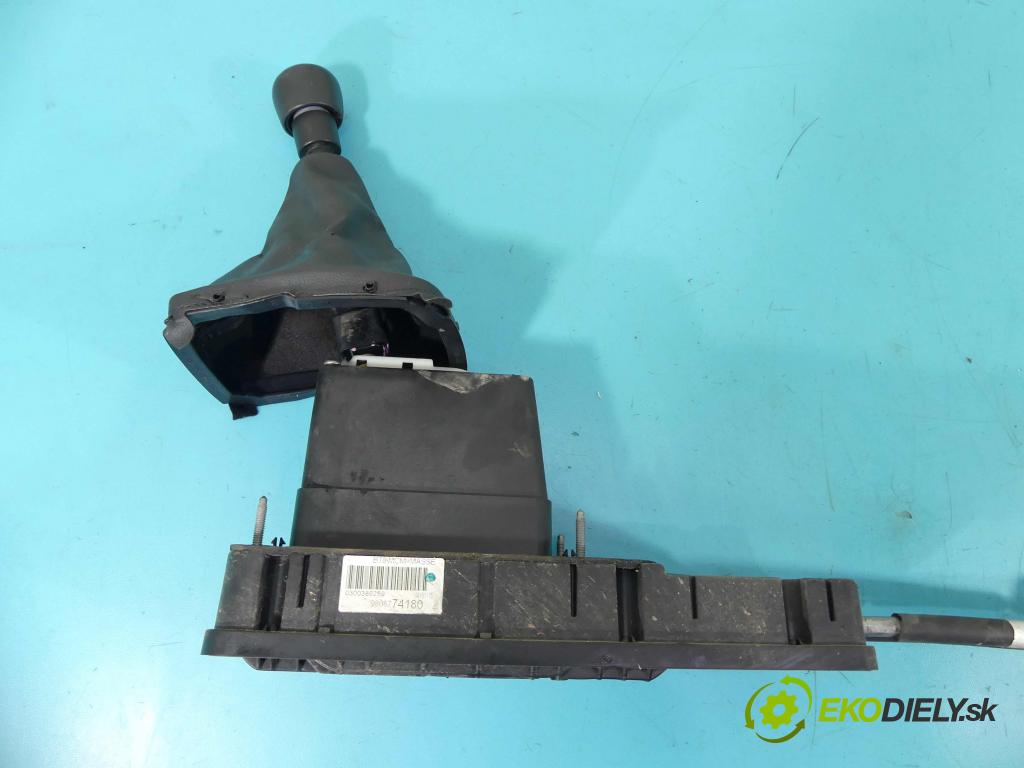 Citroen C4 Grand Picasso II 2013-2022 1.6 THP 156 HP manual 115 kW 1598 cm3 5- Páka: Změny: stupeň,rýchlosť 9806774180 (Rýchlostné páky / kulisy)