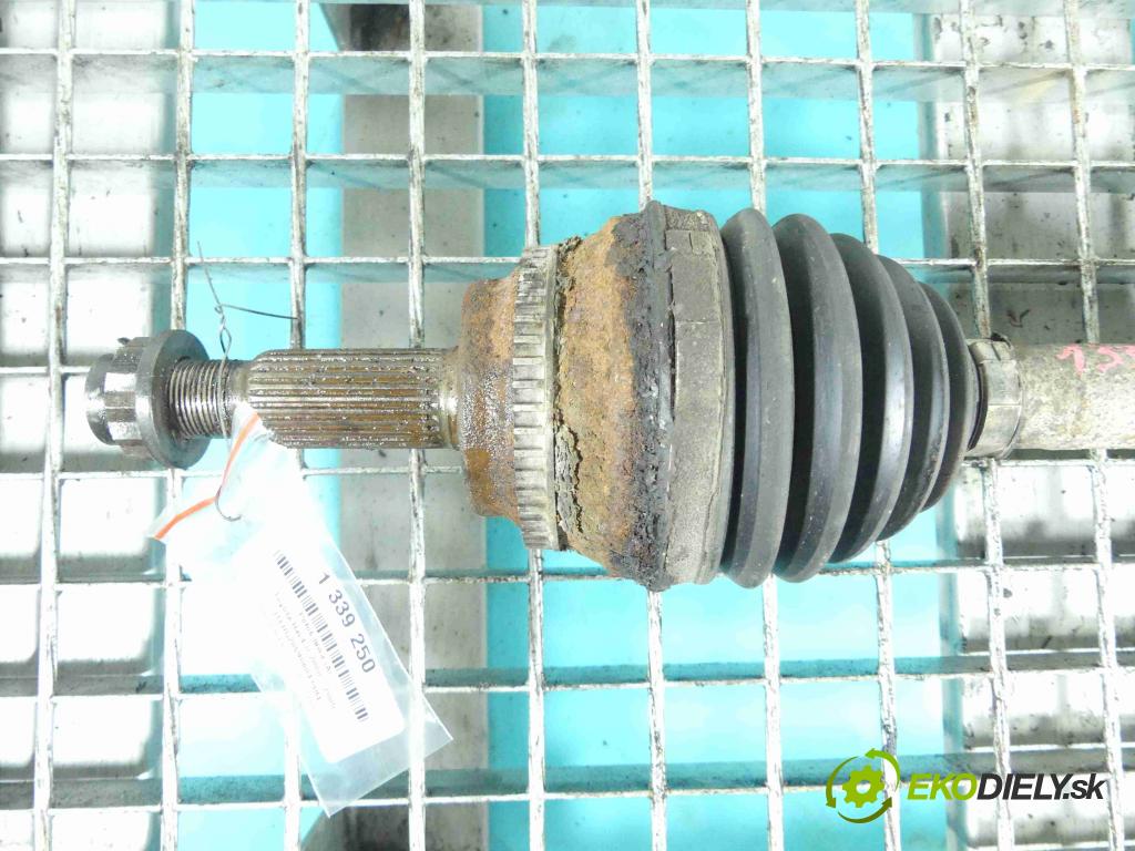 Toyota Rav4 II 2000-2005 2.0 D4D 116 HP manual 85 kW 1995 cm3 5- poloos ľavé  (Poloosy)