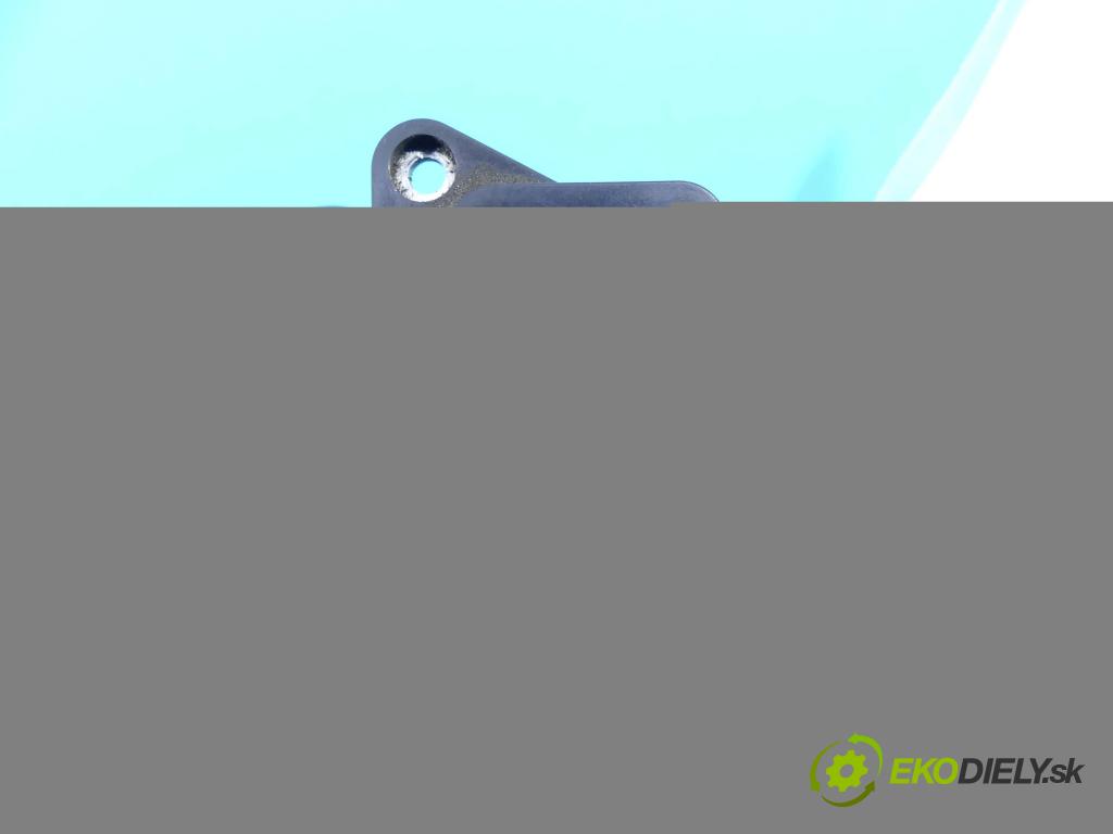 Mazda 323f 1.6 16V 98 HP manual 72 kW 1598 cm3 5- průtokoměr: 197400-2010 (Váhy vzduchu)