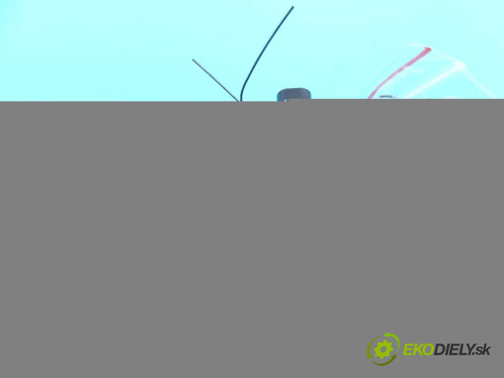 Mazda 323f 1.6 16V 98 HP manual 72 kW 1598 cm3 5- průtokoměr: 197400-2010 (Váhy vzduchu)