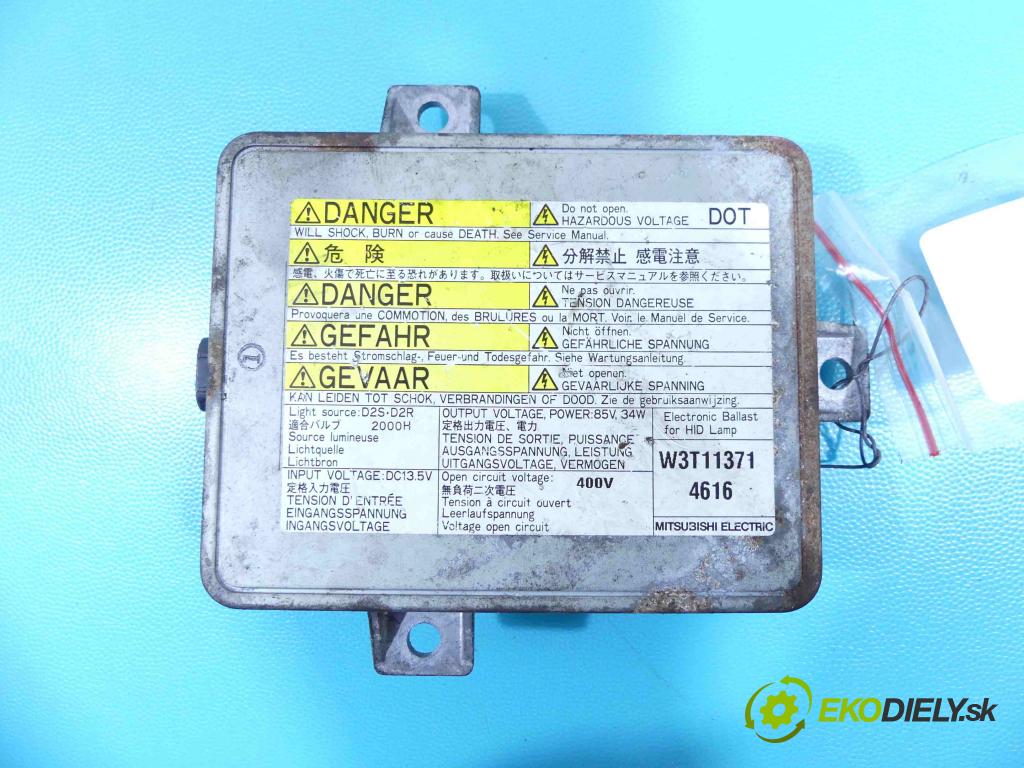 Mazda 3 I BK 2003-2009 2.0 16V 150 HP manual 110 kW 2000 cm3 4- střídač: xenon W3T11371 (Riadiace jednotky xenónu)