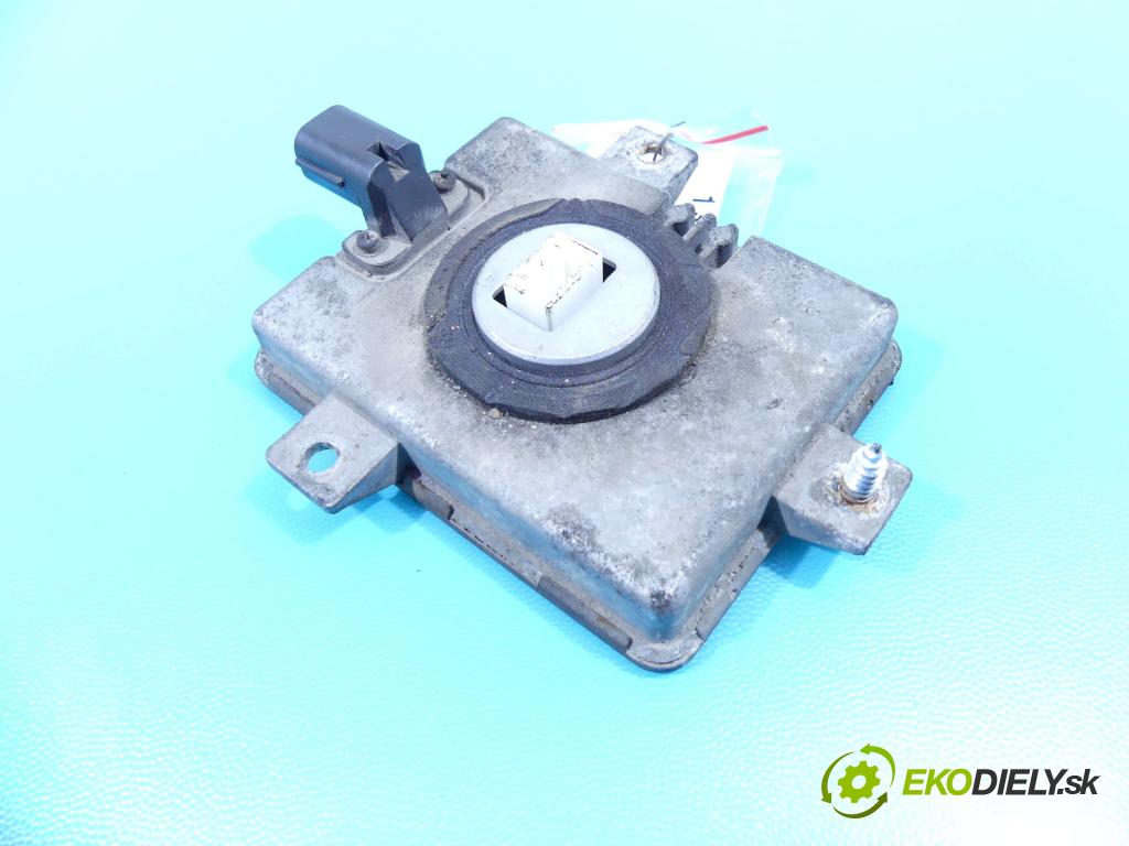 Mazda 3 I BK 2003-2009 2.0 16V 150 HP manual 110 kW 2000 cm3 4- střídač: xenon W3T11371 (Riadiace jednotky xenónu)