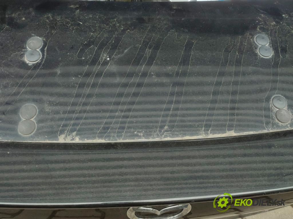 Mazda 3 I BK 2003-2009 2.0 16V 150 HP manual 110 kW 2000 cm3 4- zadna kufor  (Zadná kapota)