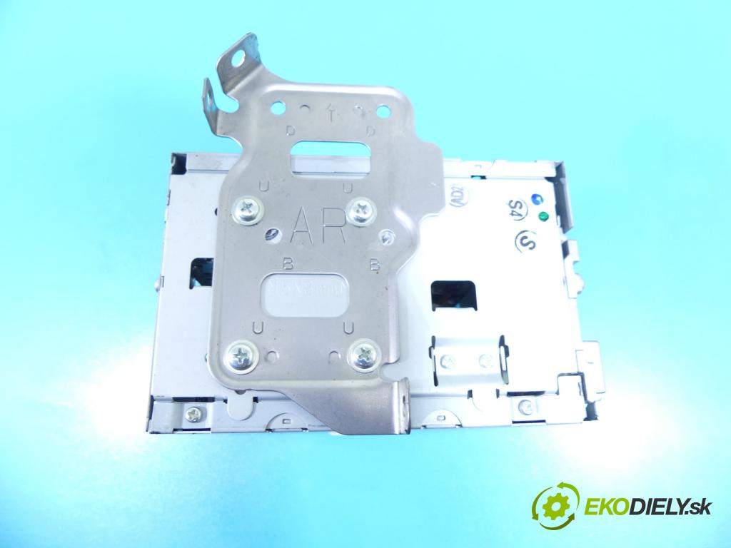 Mitsubishi Lancer VIII 2007-2016 1.8 16V 143 HP manual 105 kW 1798 cm3 4- Radio originál 8701A277