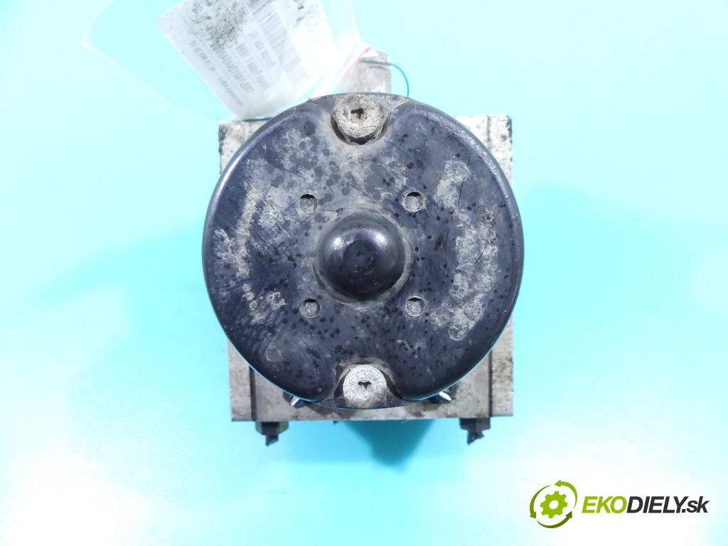 Skoda Fabia I 1999-2007 1.2 12V 64 HP manual 47 kW 1198 cm3 5- čerpadlo abs 0265800003 (Pumpy ABS)