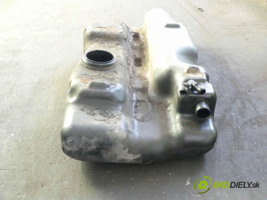 Iveco Daily IV 2006-2014 3.0 HPT: 177 HP manual 130 kW 2998 cm3 5- Nádrž: palivo 504148706 (Nádrže)