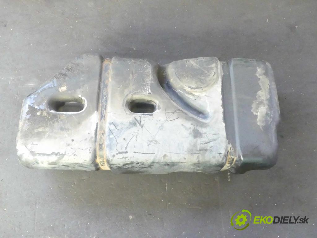 Iveco Daily IV 2006-2014 3.0 HPT: 177 HP manual 130 kW 2998 cm3 5- Nádrž: palivo 504148706 (Nádrže)