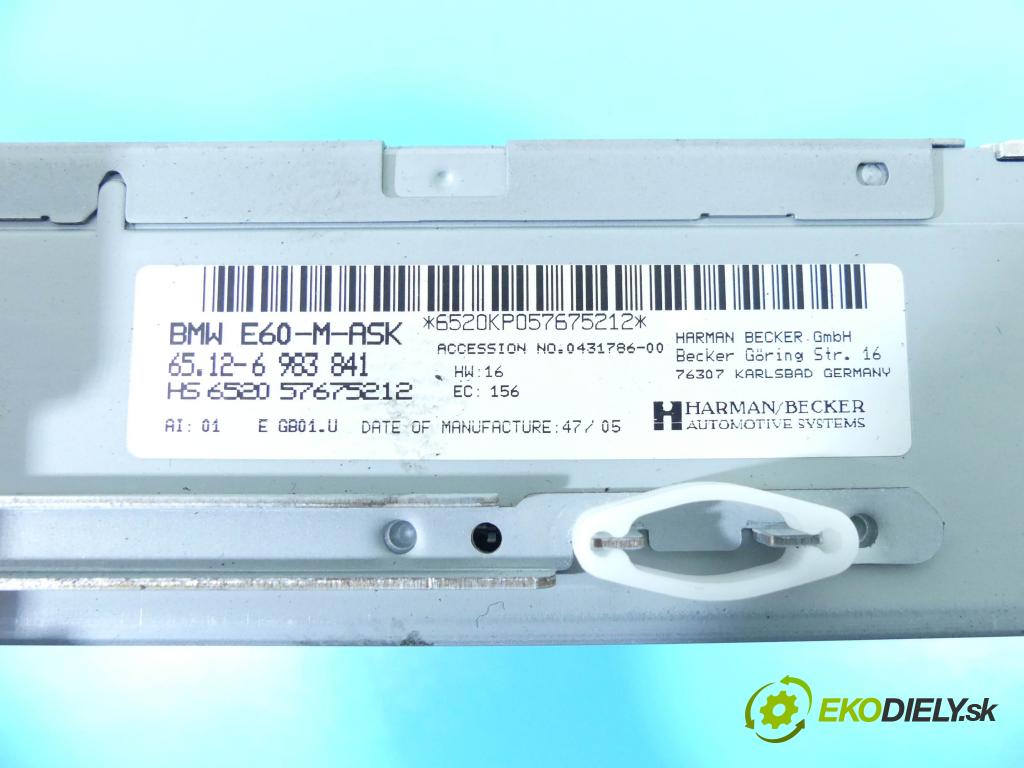 Bmw 5 E60 2003-2010 2.0d 150 HP manual 110 kW 1995 cm3 4- Radio originál 6983841