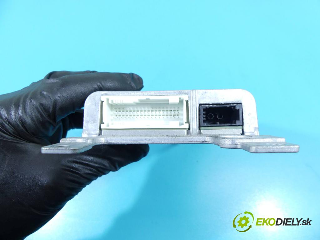 Bmw 5 E60 2003-2010 2.0d 150 HP manual 110 kW 1995 cm3 4- Zesilovač: 9226711 (Zosilňovače)