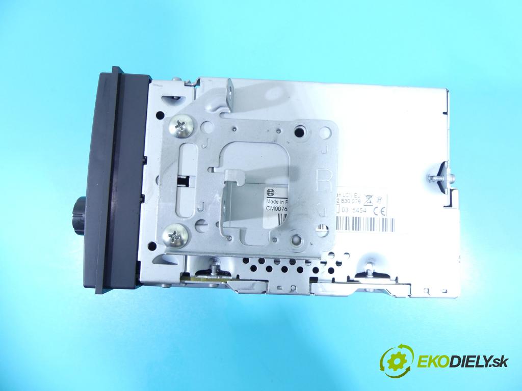 Nissan Qashqai I J10 2006-2013 1.6 dci 131 HP manual 96 kW 1598 cm3 5- Radio originál 25915BH30E