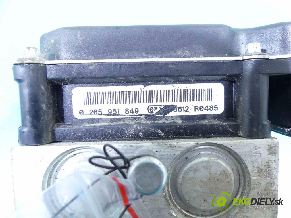 Nissan Qashqai I J10 2006-2013 1.6 dci 131 HP manual 96 kW 1598 cm3 5- čerpadlo abs 0265252020 (Pumpy ABS)