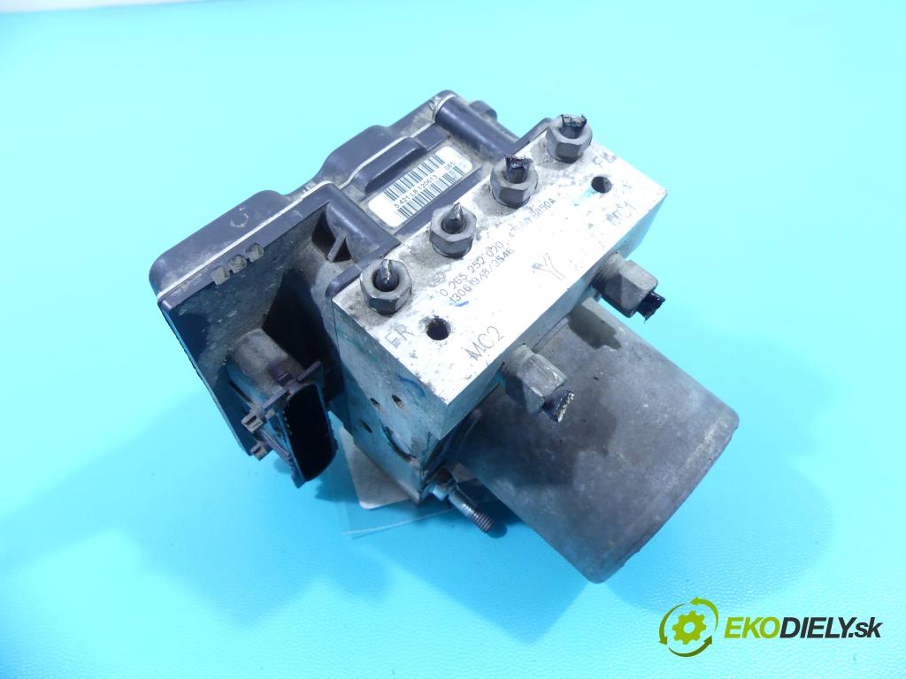 Nissan Qashqai I J10 2006-2013 1.6 dci 131 HP manual 96 kW 1598 cm3 5- čerpadlo abs 0265252020 (Pumpy ABS)
