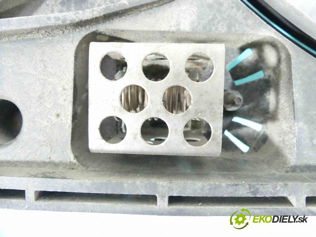 Nissan Qashqai I J10 2006-2013 1.6 dci 131 HP manual 96 kW 1598 cm3 5- Ventilátor chladiča 21483BB50A