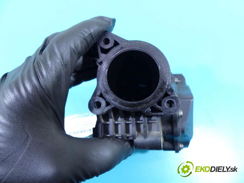 Nissan Qashqai I J10 2006-2013 1.6 dci 131 HP manual 96 kW 1598 cm3 5- klapka A2C53350932 (Škrtiace klapky)