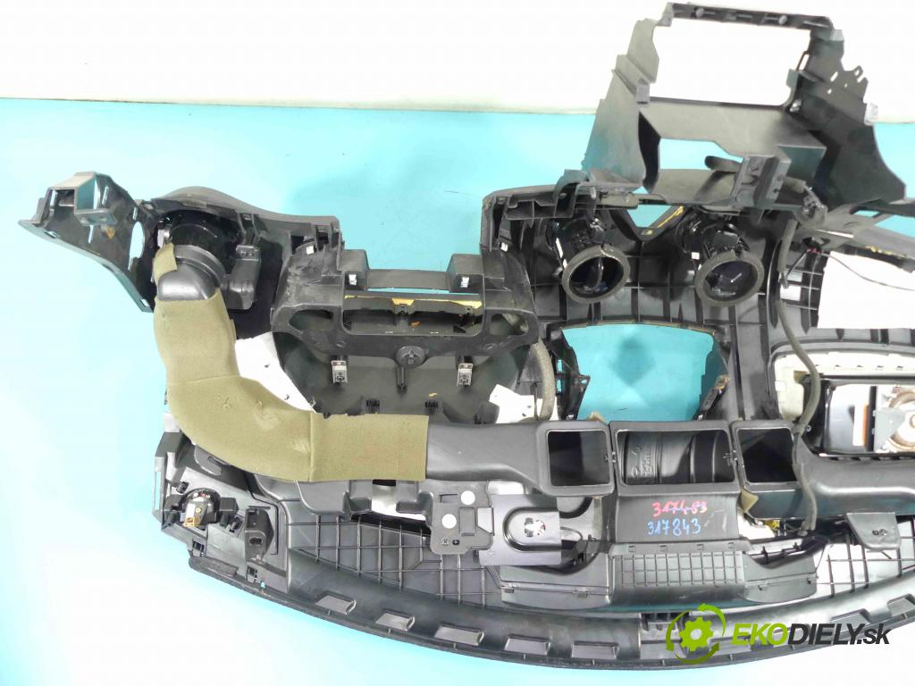 Renault Koleos I 2008-2016 2.0 dci 150 HP manual 110 kW 1995 cm3 5- kokpit,pristrojová doska rozdeľovacia