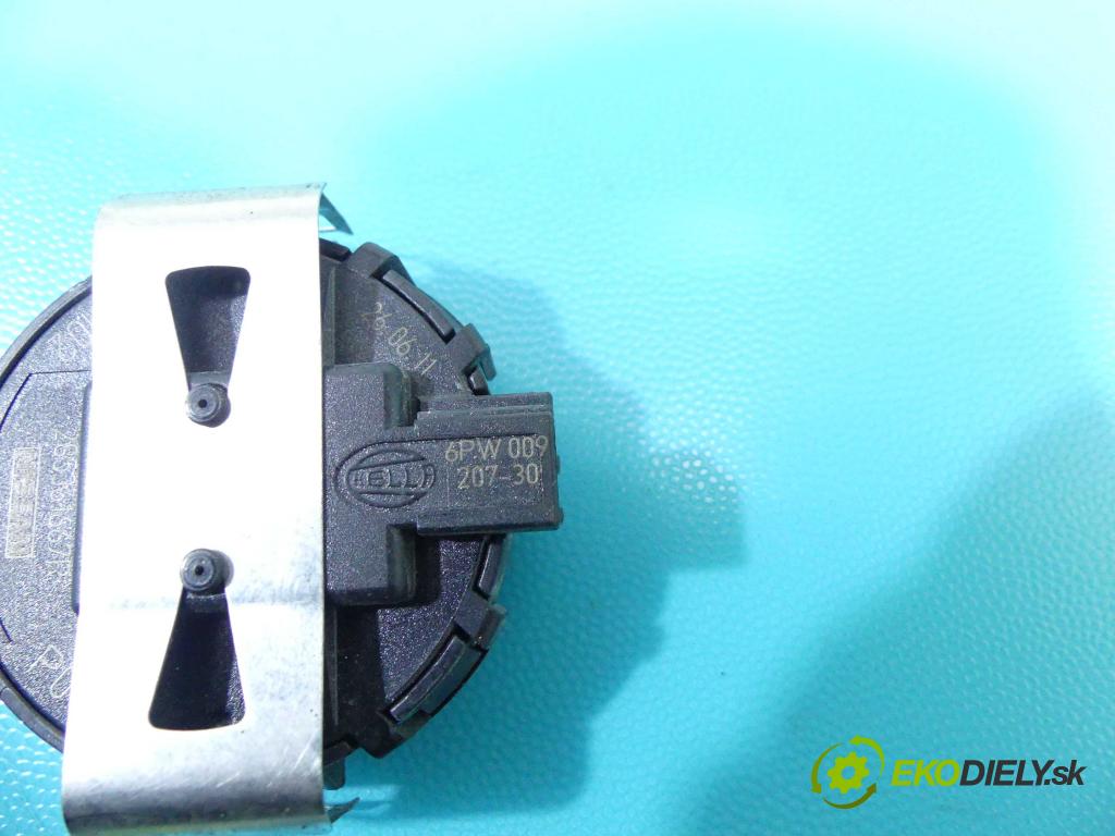 Renault Koleos I 2008-2016 2.0 dci 150 HP manual 110 kW 1995 cm3 5- snímač déšť: 285361667R (Snímače dažďa)