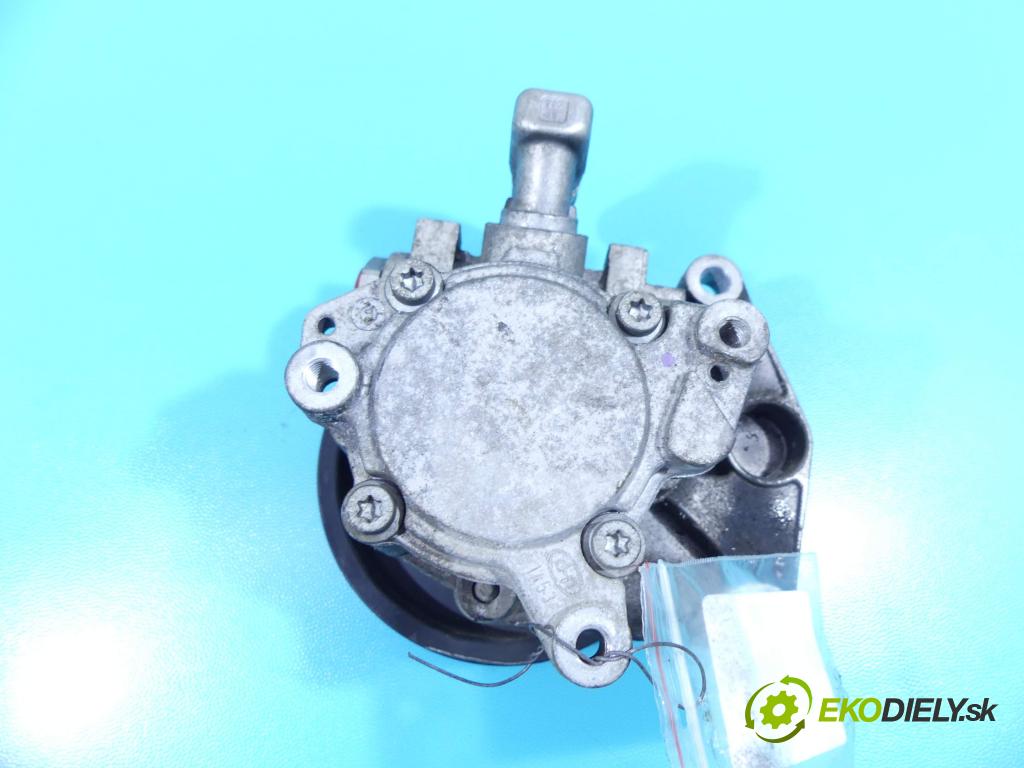 Mercedes C W204 2007-2014 3.0 V6 231 HP automatic 170 kW 2996 cm3 4- čerpadlo posilovač 0054664201 (Servočerpadlá, pumpy riadenia)