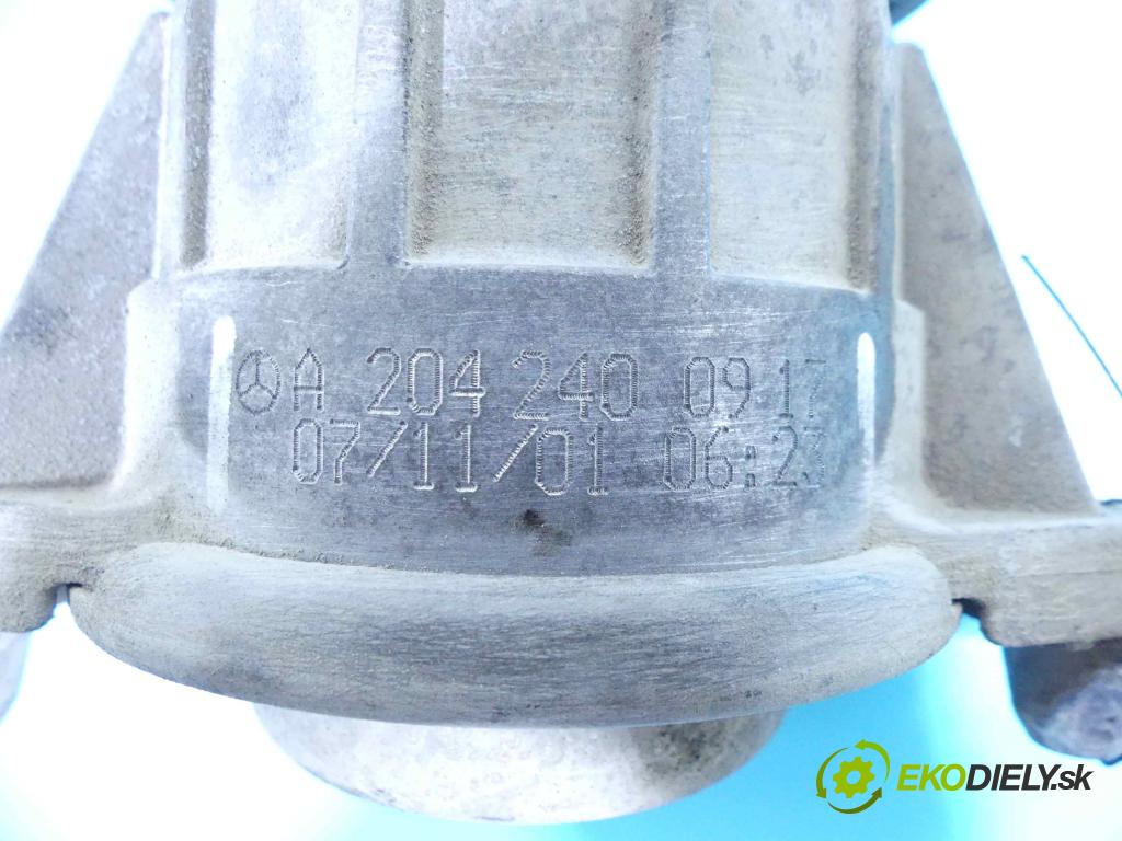 Mercedes C W204 2007-2014 3.0 V6 231 hp automatic 170 kW 2996 cm3 4- Tlapka: motoru A2042400917