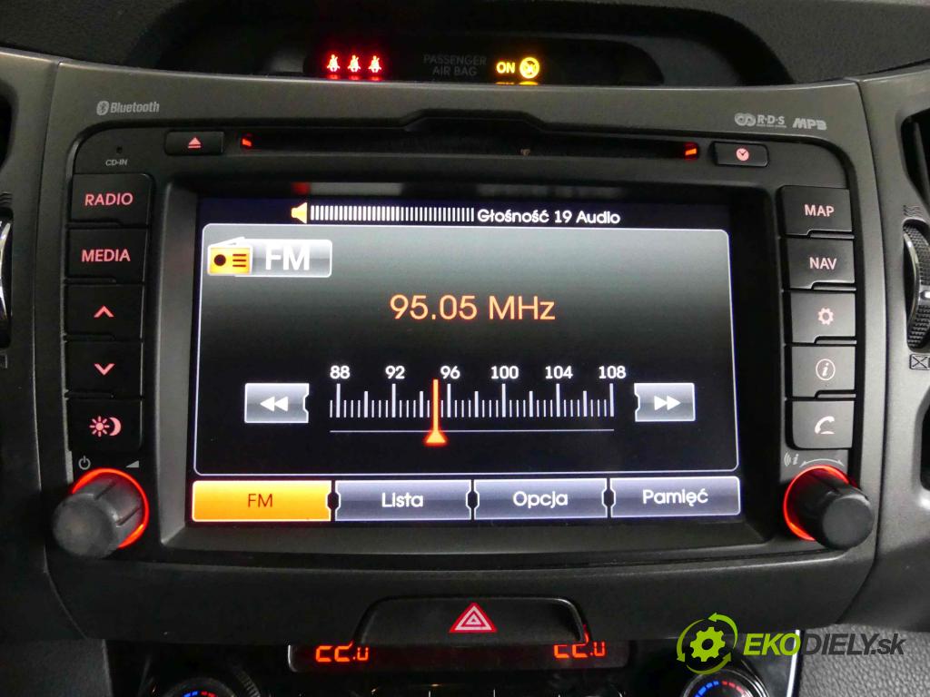 Kia Sportage III 2010-2015 2.0 crdi 136 HP automatic 100 kW 1995 cm3 5- Radio originál 96560-3U500WK