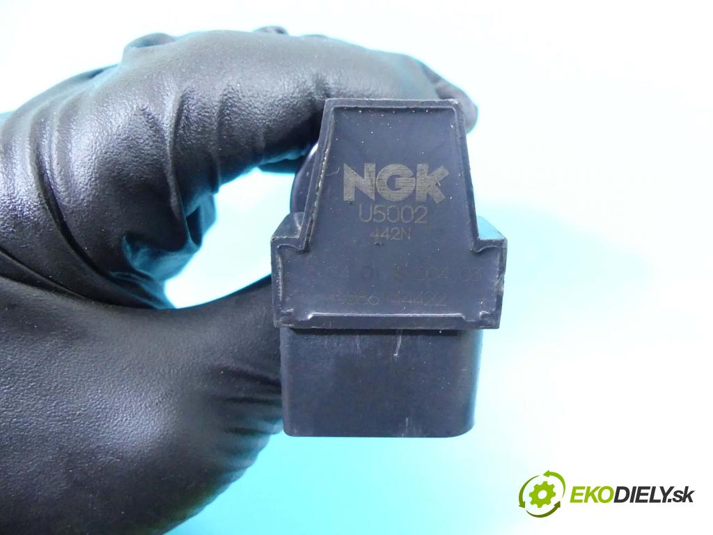 Vw Golf V 2003-2009 1.4 FSI 90 HP manual 66 kW 1390 cm3 3- cievka zapaľovacia NGKU5002 (Zapaľovacie cievky, moduly)