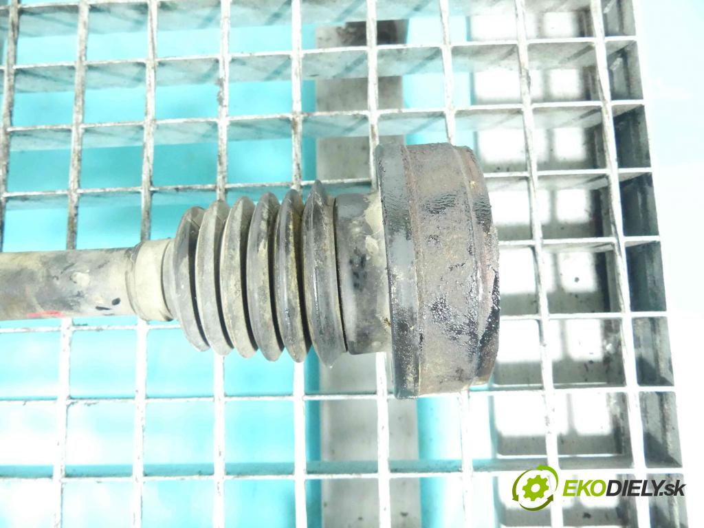 Vw Golf V 2003-2009 1.4 FSI 90 HP manual 66 kW 1390 cm3 3- poloos ľavé  (Poloosy)