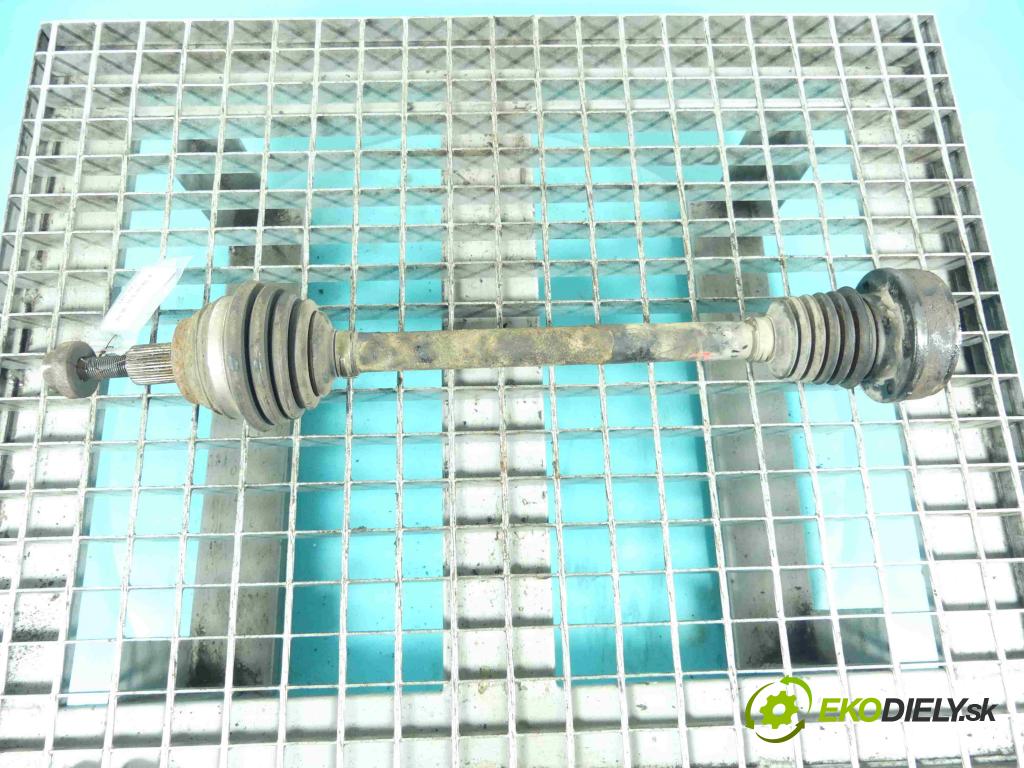 Vw Golf V 2003-2009 1.4 FSI 90 HP manual 66 kW 1390 cm3 3- poloos ľavé  (Poloosy)