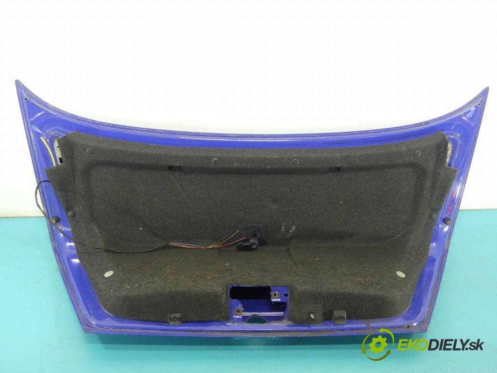 Mercedes C W202 1993-2001 2.2d 95 hp manual 70 kW 2155 cm3 4- zadní kufrové dveře  (Zadní kapoty)