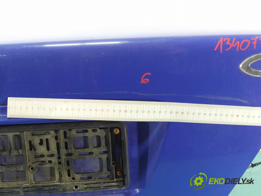 Mercedes C W202 1993-2001 2.2d 95 hp manual 70 kW 2155 cm3 4- zadní kufrové dveře  (Zadní kapoty)