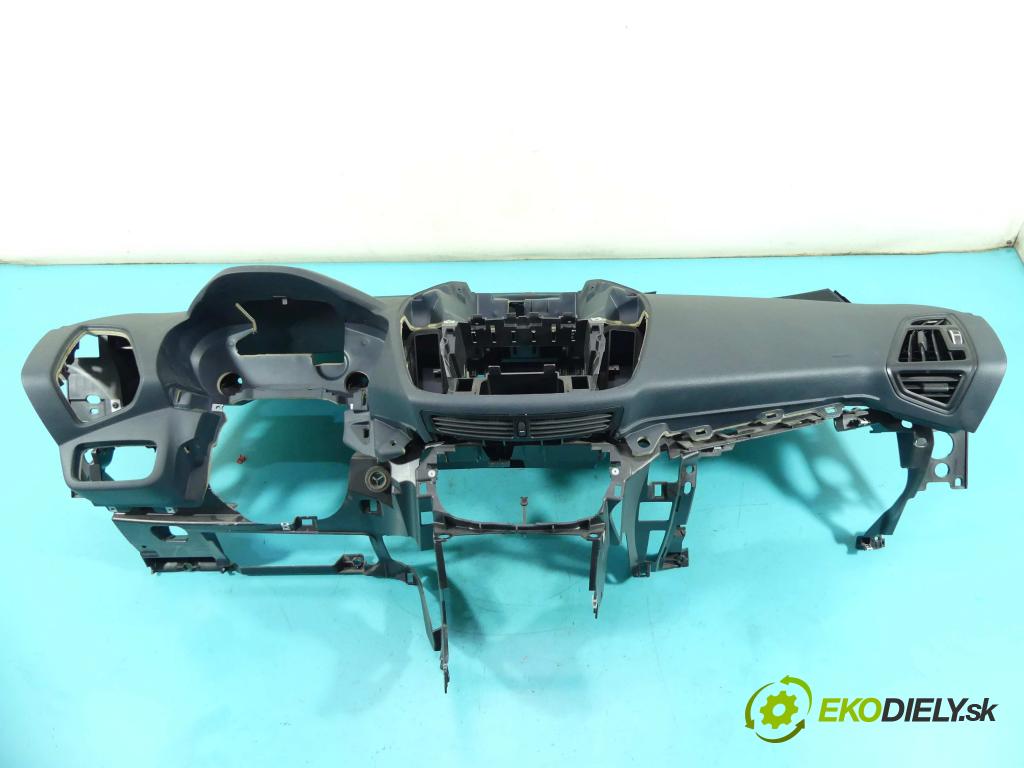 Ford C-Max II 2010-2019 1.6 tdci 116 HP manual 85 kW 1560 cm3 5- kokpit,pristrojová doska rozdeľovacia AM51-R042B84-AE